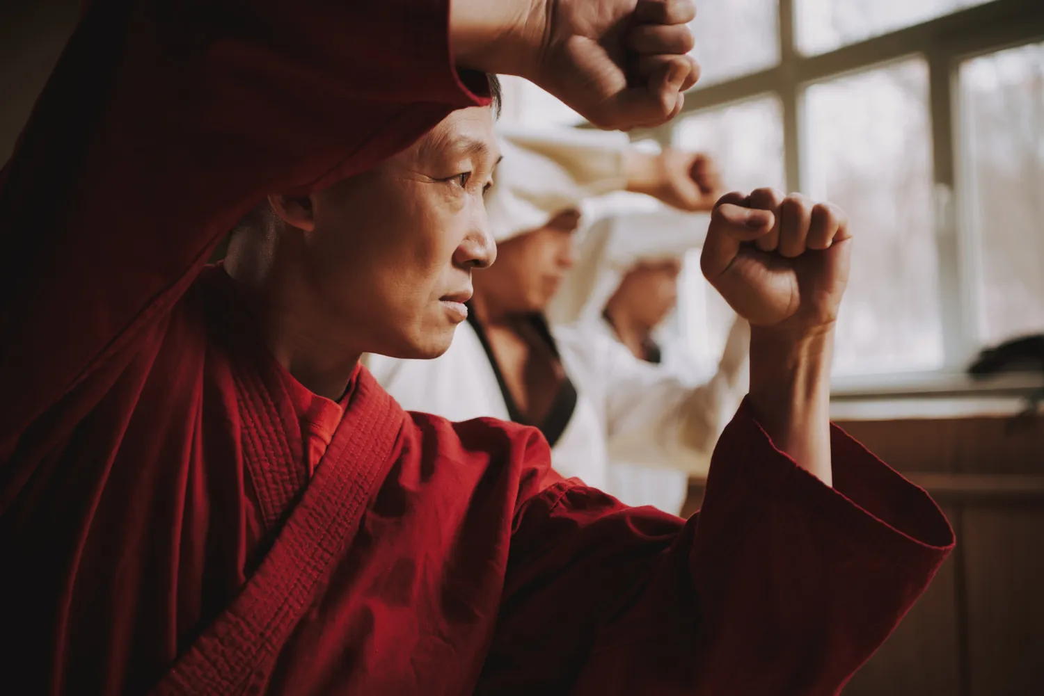Desvelando el Significado Profundo de "Sensei": Más Allá de un Simple Término